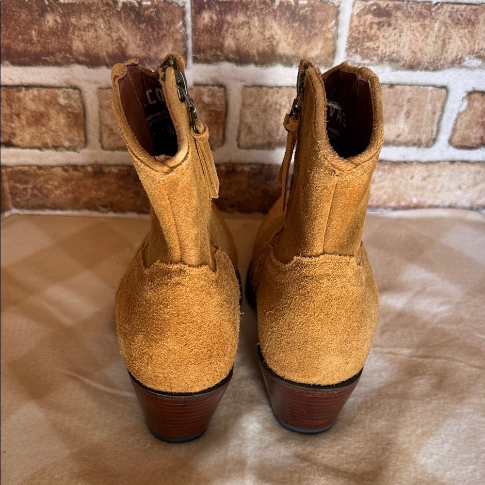 Tecovas The Daisy suede Booties 8.5 - Picture 4 of 9